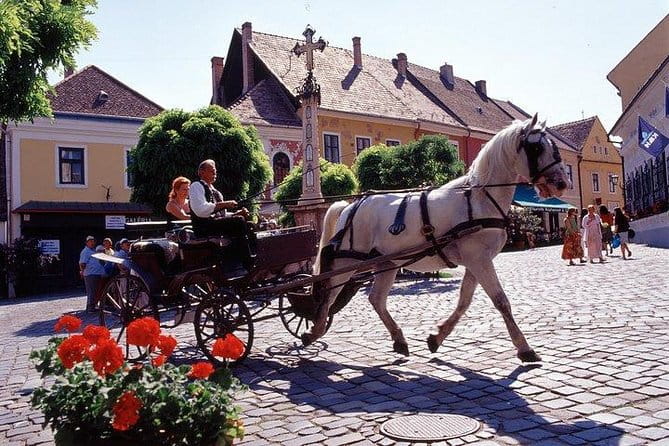 SzentEndre-SaintAndrew City Privately Shopping and Picturesque - Who Will Enjoy This Tour the Most?
