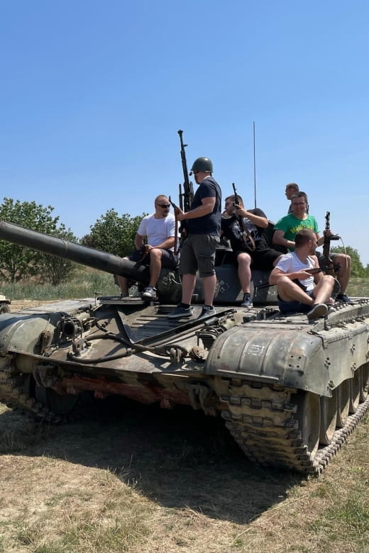 T-72 Tank Driving Heavy Metal Experience - What Makes the T-72 Special?