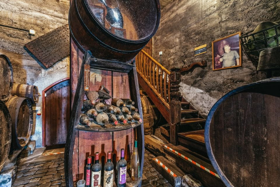 Tacoronte: Guided Winery Tour With Wine and Cheese Tastings - Meeting Point and Tour Times