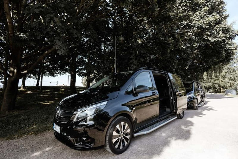 Tailored Helsinki Sightseeing Tours with Premium Service - Visiting Suomenlinna Fortress: A Highlight