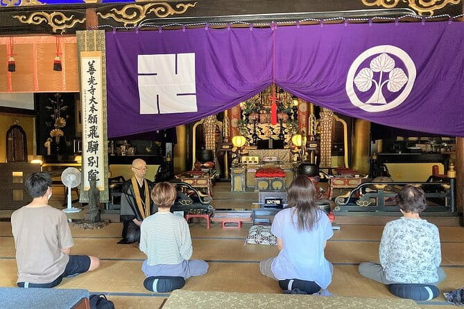 Takayama Rice Ball Making and Meditation at Takayama Zenkoji. - Key Points