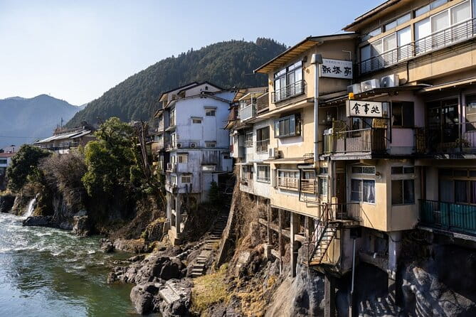 Takayama to Gujo Hachiman, History Traditions and Crafts - The Journey From Takayama to Gujo Hachiman