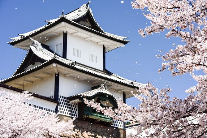 Takayama to Kanazawa With a Stop at Shirakawago - Transportation Details