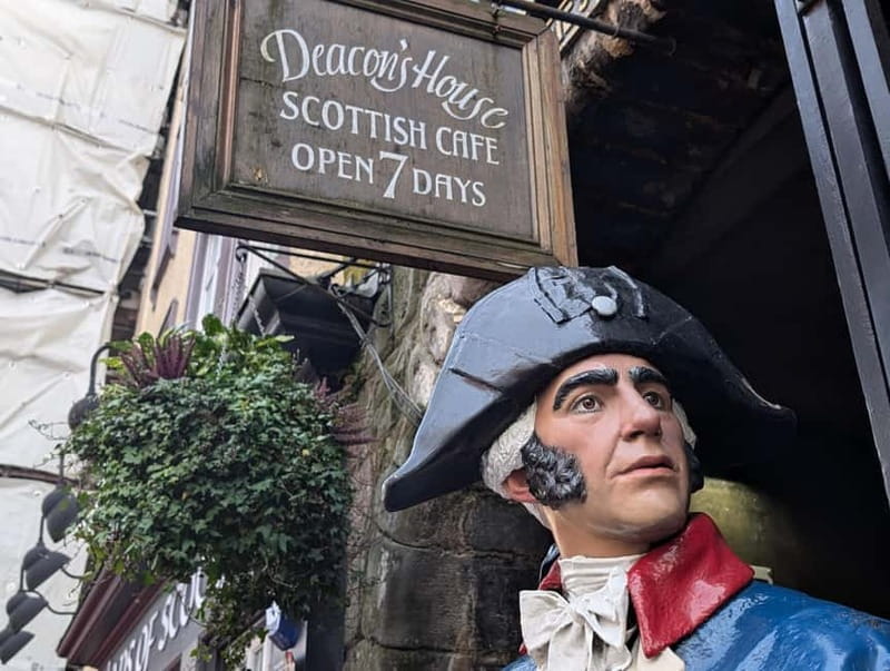 Tales of the Royal Mile - Lawnmarket and Castlehill - Who Will Love This Tour?