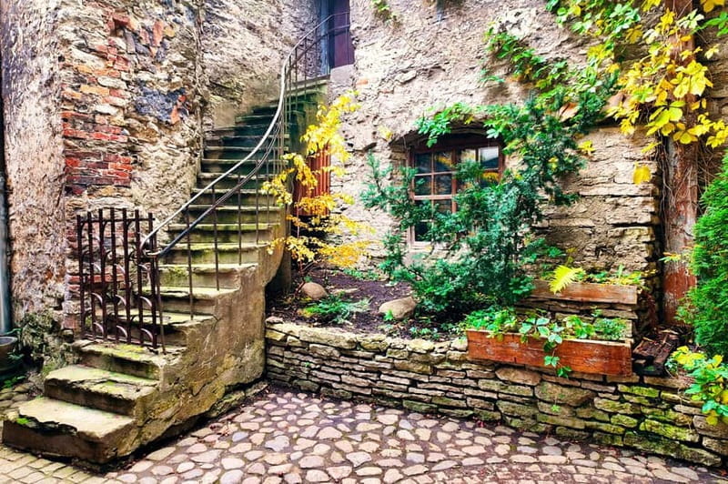 Tallinn: City Highlights Guided Walking Tour - Impressive Religious Sites and Iconic Landmarks