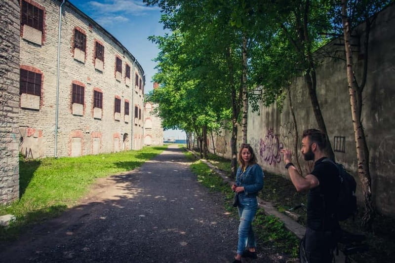 Tallinn: Hidden Kalamaja Walking Tour - Discovering the True Heart of Kalamaja
