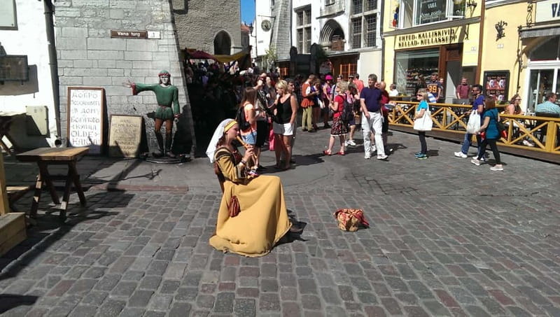 Tallinn: Medieval Walking Tour - Starting Point and First Impressions