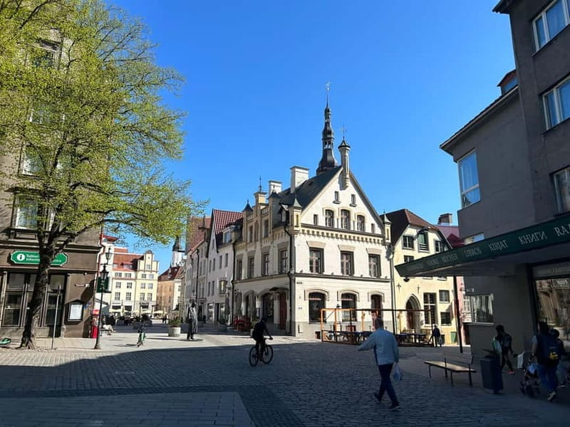 Tallinn: Medieval Walking Tour - Orthodox and Other Religious Sites