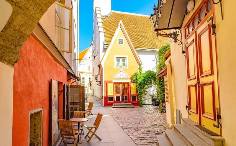 Tallinn: Old Town Guided Walking Tour - Key points / Takeaways