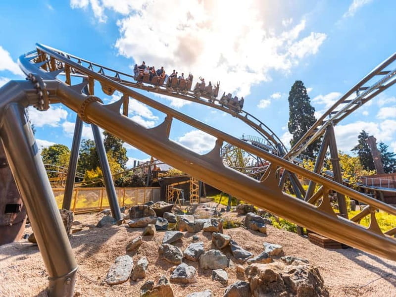 Tamworth: Drayton Manor Resort Theme Park & Zoo Experience - Exploring the Different Sections of Drayton Manor