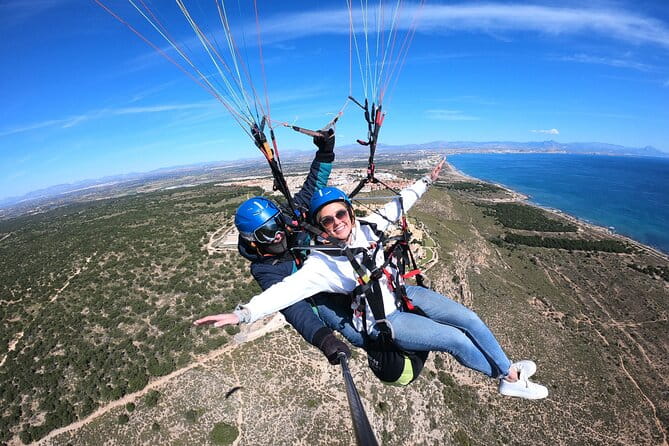 Tandem Paragliding Flight in Alicante and Santa Pola - Introducing the Paragliding Adventure in Alicante and Santa Pola