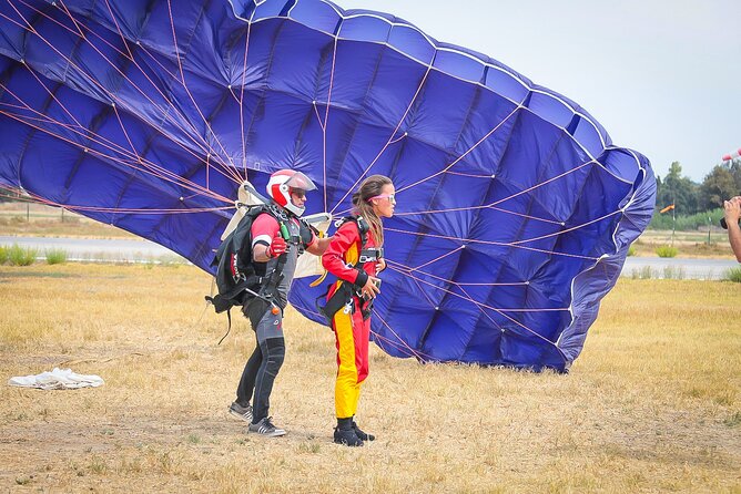 Tandem Skydiving Algarve From 15.000ft — 5000M - Accessibility and Requirements