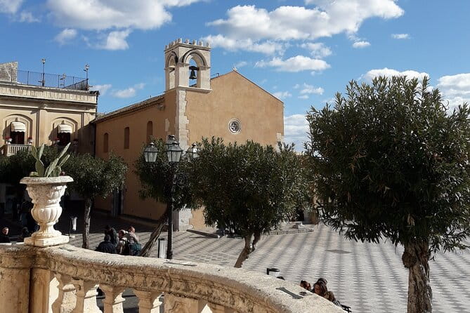 Taormina: A Self-Guided Audio Tour of Sicilys Hilltop Town - The Ancient Duomo and Architectural Layers