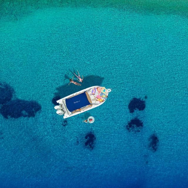 Taormina along beautiful places with lunch speciality - Who Will Love This Experience?