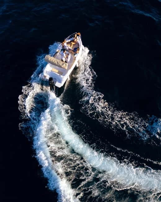 Taormina - Giardini Naxos: Boat rental - Who Should Book This Experience?