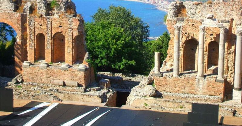 Taormina: Guided Historic City Tour - A Walk Through the Historic Streets