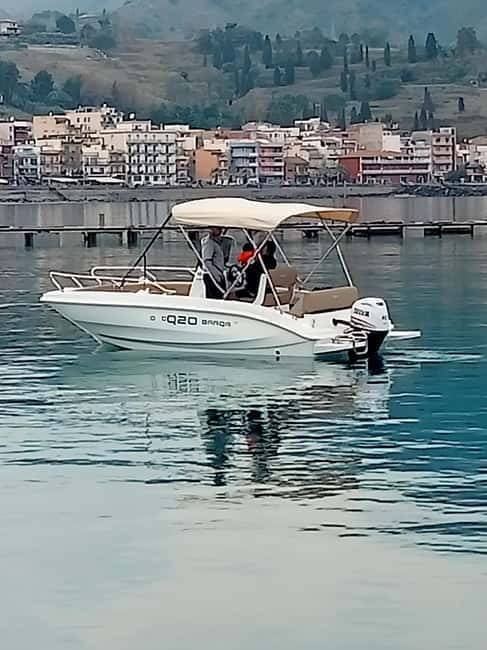 Taormina: Motorboat rental without license isolabella - Exploring Sicily by Speedboat: A Practical Guide