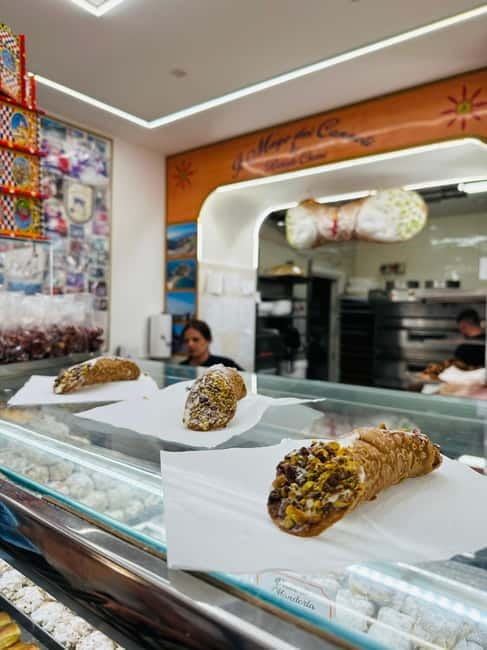 Taormina: Sicilian Full Meal & Drinks Walking Food Tour - Key points / Takeaways