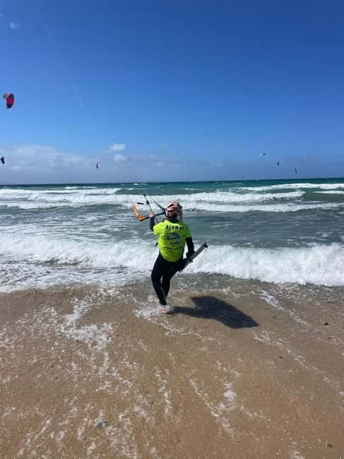 Tarifa: Kitesurfing Group Lesson - Entering the World of Kitesurfing in Tarifa