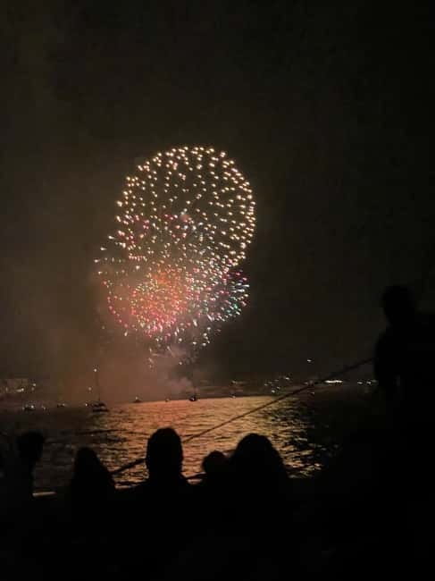 Tarragona's Fireworks Sail Catamaran - An in-depth look at Tarragona’s Fireworks Sail Catamaran
