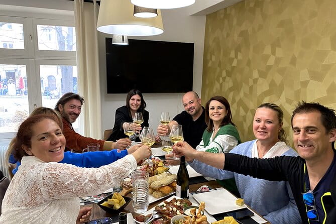 Taste Lyons Local Wines & Explore Hidden Traboules - Key Points