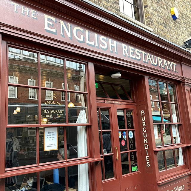 Taste of Diversity: Exploring London`s Street Art & Food - Historical Gems and Street Art Wonders