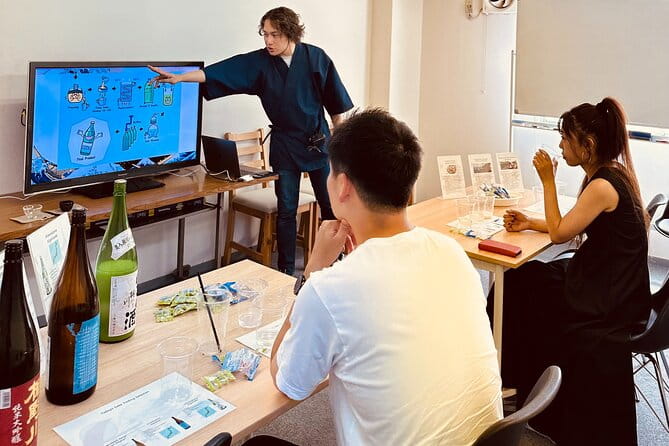 Taste&Learn Main Types of Authentic Sake With an Sake Expert! - Snack Pairing