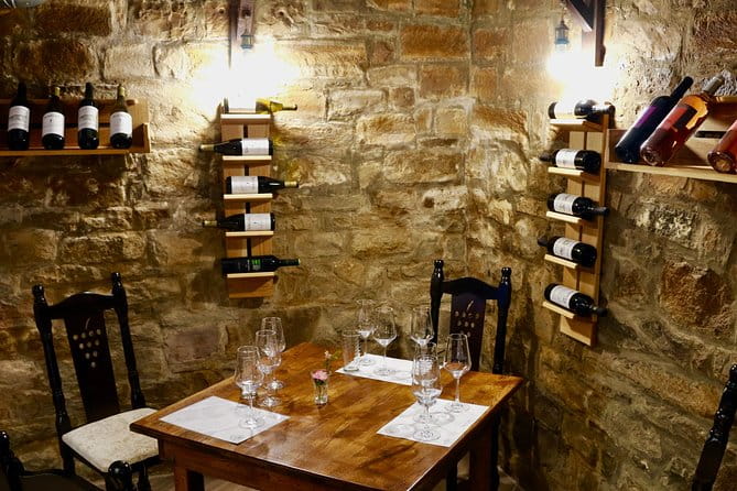 Tasting of 5 Wines - An In-Depth Look at the Wine Tasting Experience