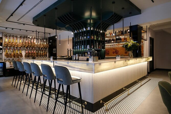 Tasting of Iberian Hams with Wine or Cava Pairing - Why It’s Worth Considering