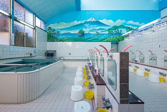 Tattoo-Friendly Open-Air Onsen & Drink - Meeting and Pickup