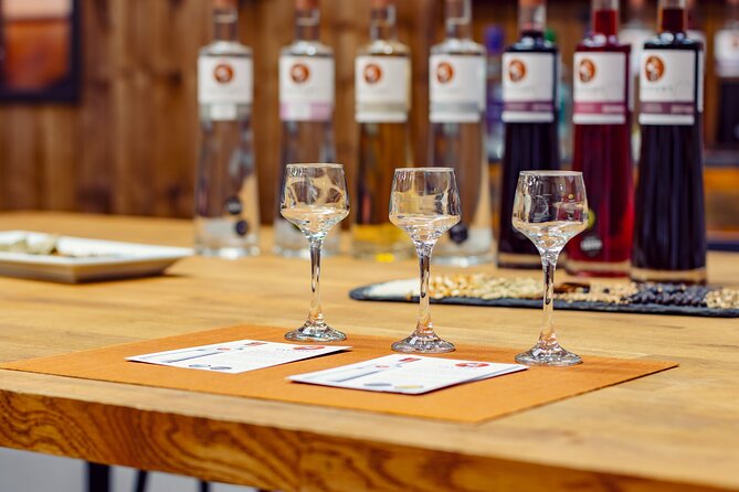 Tayport Distillery Tour & Tastings - Duration and Group Size
