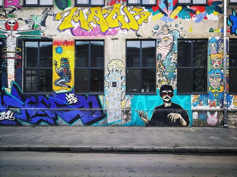 Tbilisi: 3-Hour Street Art Tour - The Guide Experience: Knowledge and Passion