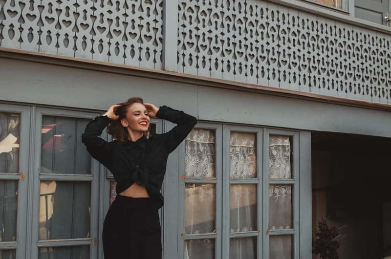 Tbilisi: Alternative Guided Walking Tour with Wine & Snacks - Key Points/Takeaways