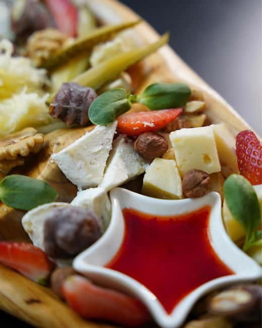 TBILISI: Authentic Georgian Cheese Tasting Experience - Key points / Takeaways