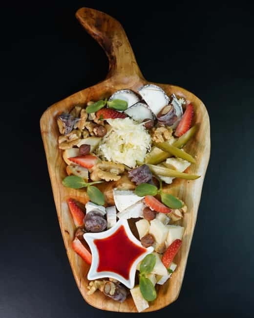 TBILISI: Authentic Georgian Cheese Tasting Experience - Experiencing the Flavors of Georgia in a Cozy Setting