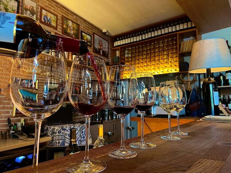 Tbilisi: Chronicle of Georgia, Old-town, Lake & 2 Cable Cars - Practical Details: Price, Duration, and Who It’s For