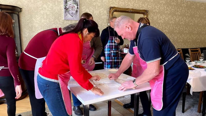 Tbilisi: Cooking Class with a Local Family - Savoring the Flavors: The Meal and Beverages