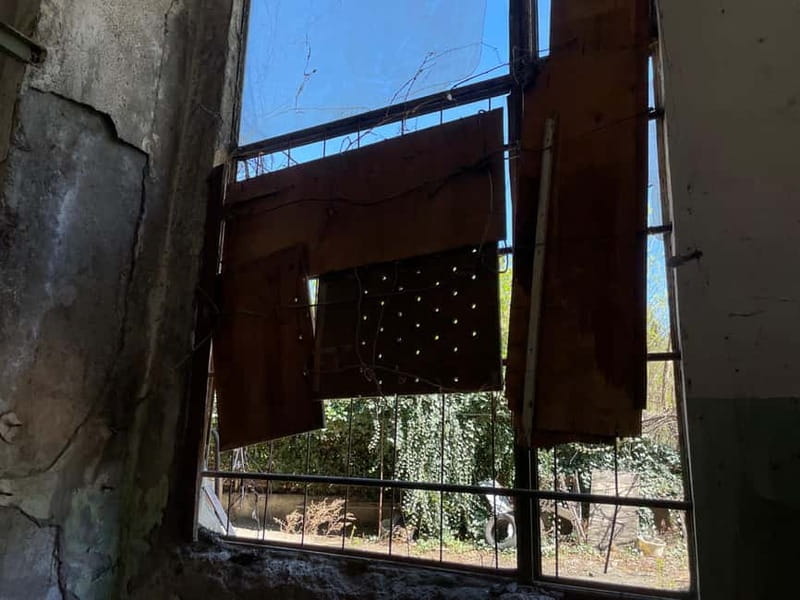 Tbilisi: Crime Stories & Hidden Tales Walking Tour - Authentic Stories from a Local Who Knows the Streets