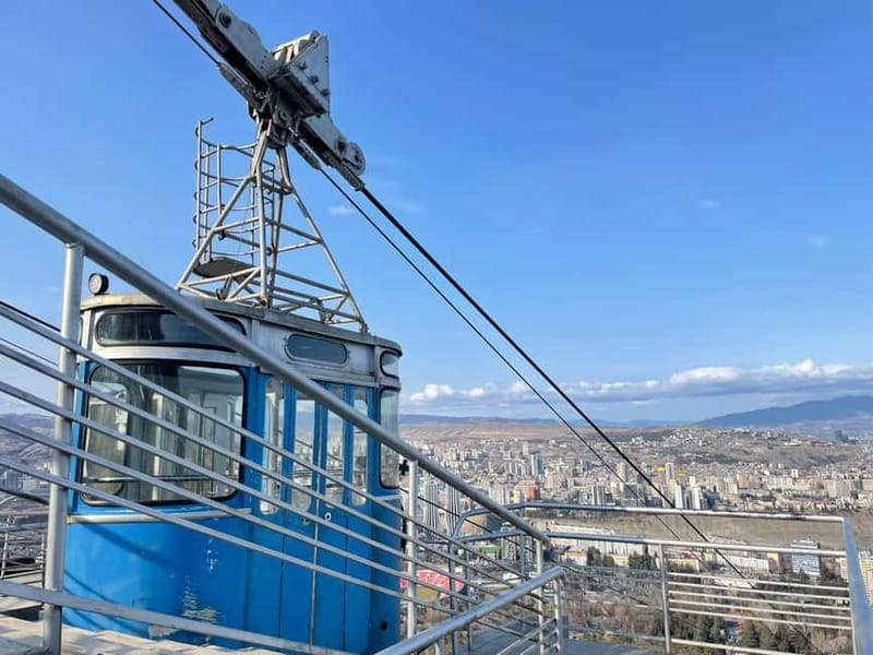 Tbilisi: Elegance of Traditional Architecture & Turtle Lake - Who is this tour best suited for?