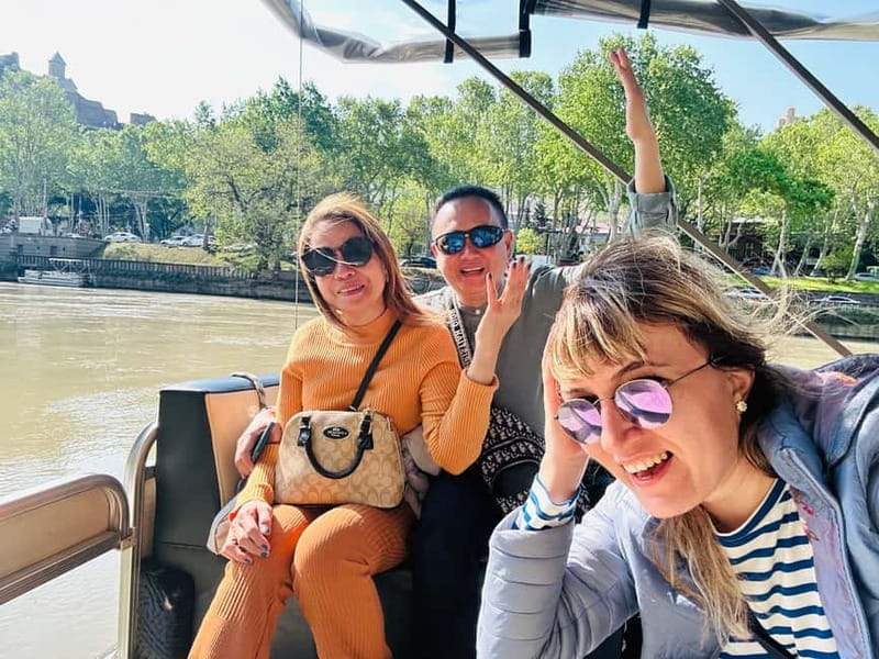 Tbilisi: River Sightseeing Boat Ride with Welcome Drink - Who Should Consider This Tour?