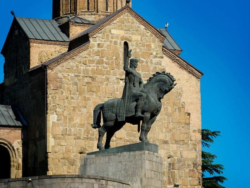 Tbilisi: Top 20 Highlights Guided Walking Tour with Tastings - Tasting Georgias Flavors