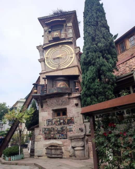 Tbilisi: Unforgettable Georgian Feast with Tamada and Music - The Art of Georgian Toasting and Storytelling