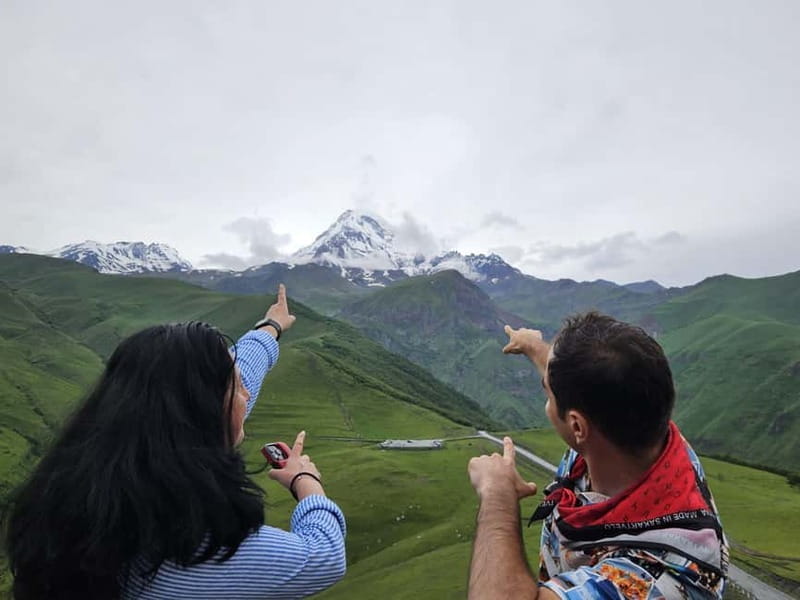 Tbilisi:3-Day Tour to Gudauri and Kazbegi with hotel pick up - The Experience of Guides and Personal Touches