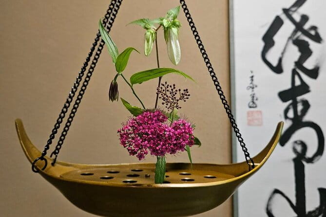 Tea Ceremony Experience in the Sheraton Miyako Hotel Osaka - Donning the Kimono for the Ceremony