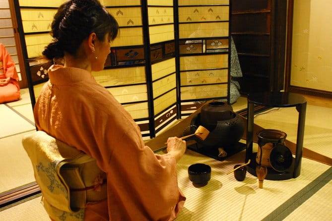 Tea Ceremony Experience in Traditional Kyoto Townhouse - Transportation and Meeting Details