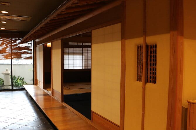 Tea Ceremony Experience Near Atomic Bomb Dome in Hiroshima - Group Size and Accessibility