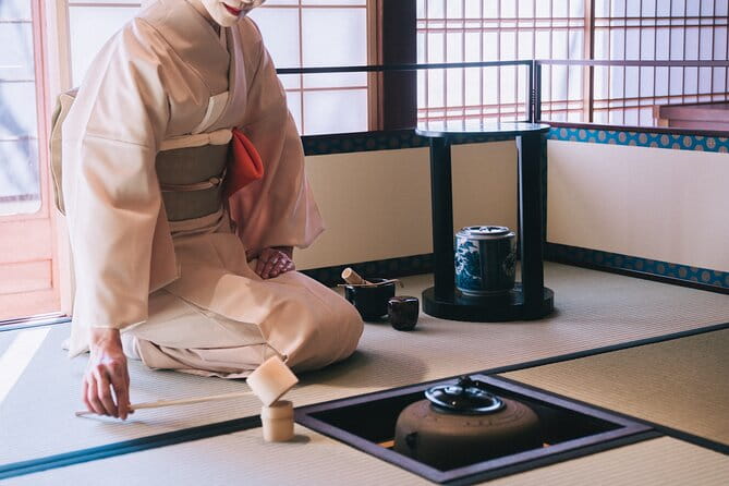 Tea Ceremony With Kimono and Professional Photoshoot in Kyoto - Adorning the Kimono: A Sartorial Transformation