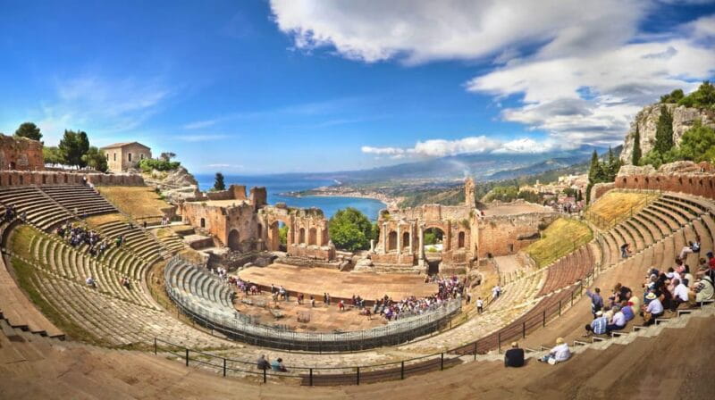 Teatro Antico Toarmina: Gipsy Kings! - The Setting and Venue: The Ancient Theatre of Taormina