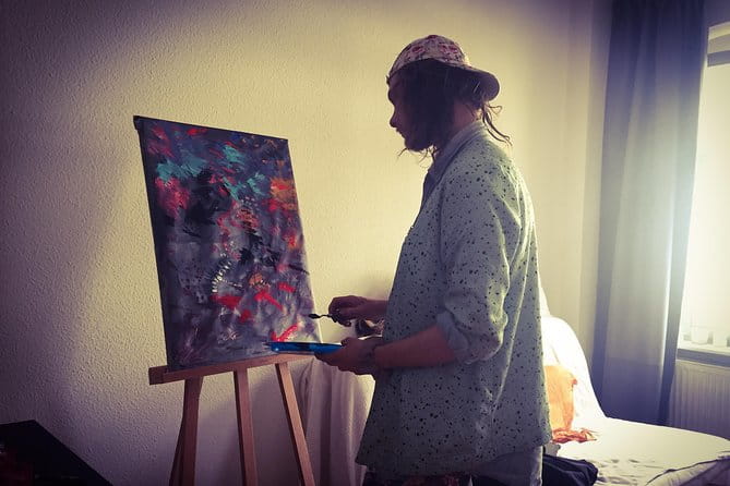 Techno Painting Workshop - Exploring Berlins Creative Spirit: The Techno Painting Workshop