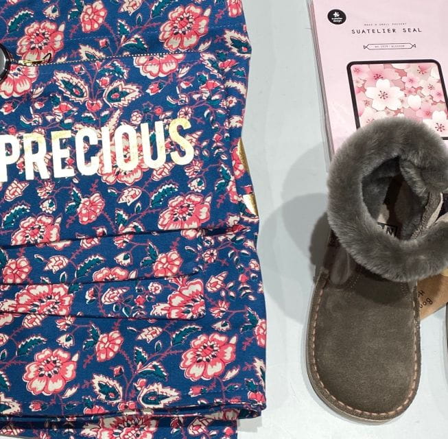 Teen Shopping Tour of Paris, 2.30 hour Walking Tour - Key Points / Takeaways